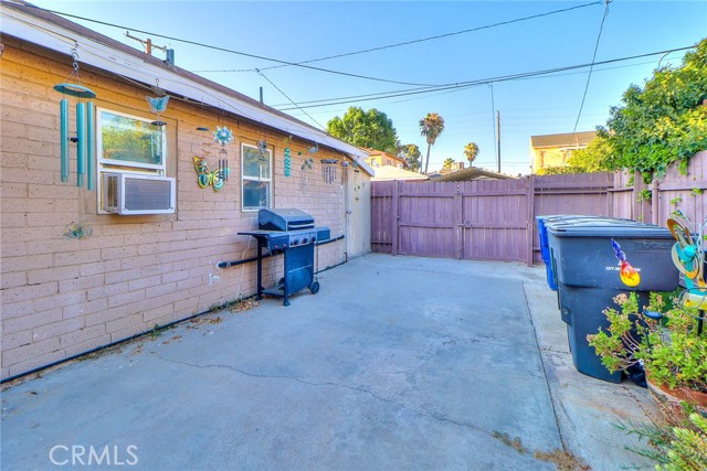 3951 2nd Street, Riverside, California 92501, 4 Bedrooms Bedrooms, ,2 BathroomsBathrooms,Single Family Residence,For Sale,2nd,AR24154902