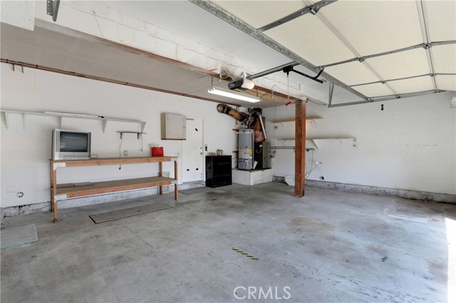 18417 Mount Kristina Street, Fountain Valley CA: https://media.crmls.org/medias/a935b182-d2cc-4de1-ae0c-4357db748ece.jpg
