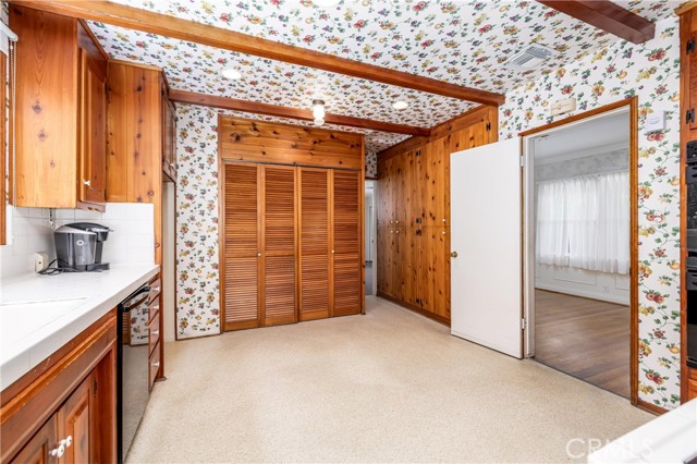 Detail Gallery Image 31 of 72 For 8525 Louise Ave, –,  CA 91325 - 6 Beds | 4/1 Baths