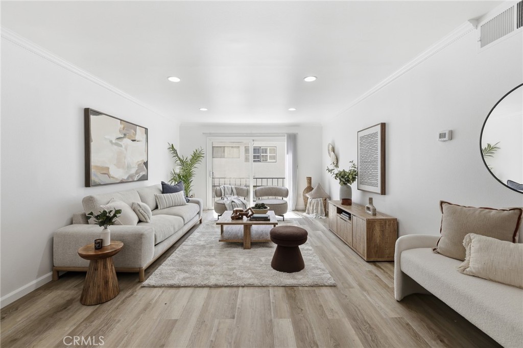 5257 Radford Avenue #212