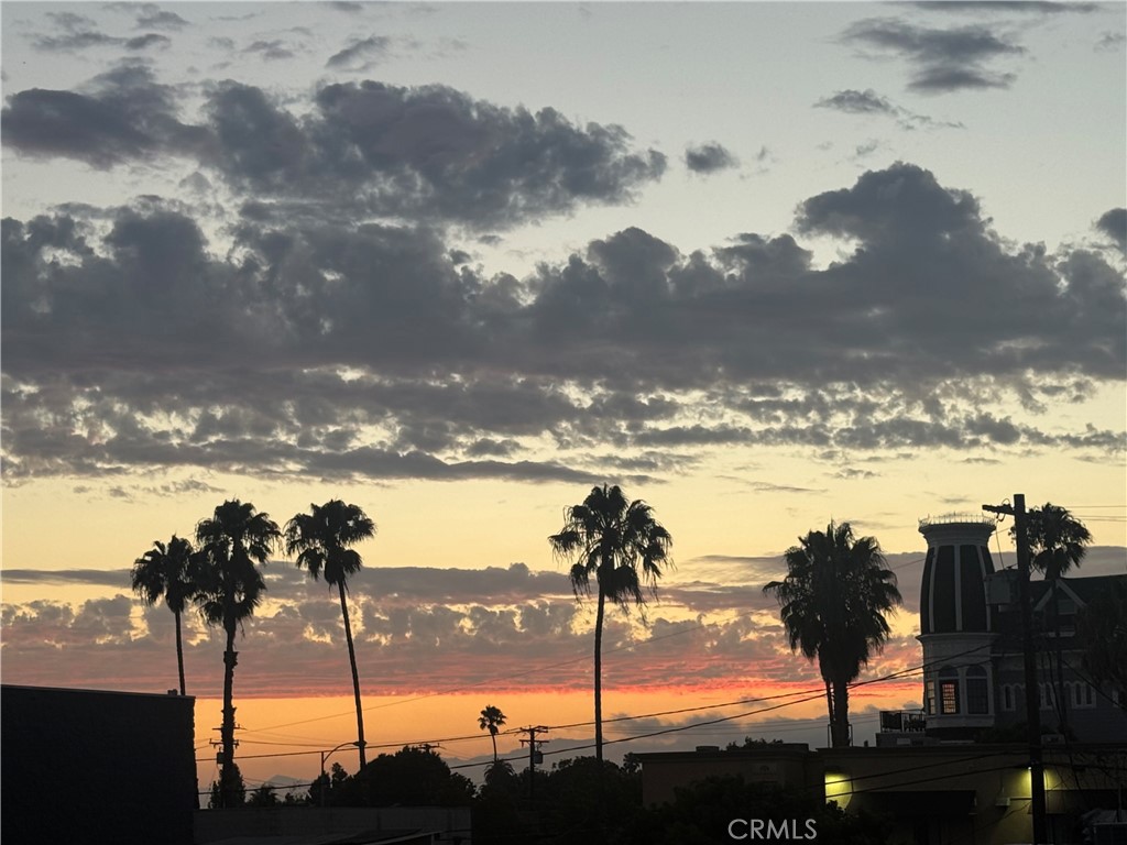 https://media.crmls.org/medias/a9376514-d54c-4ac4-a9a7-99c788e8fcd7.jpg?preset=X-Large