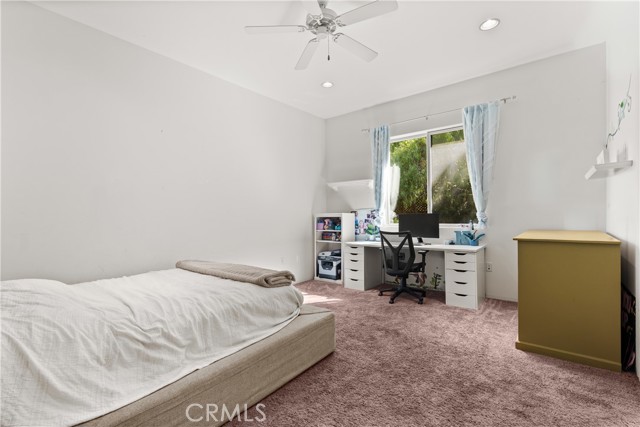 Detail Gallery Image 16 of 21 For 5150 Gloria Ave, Encino,  CA 91436 - 4 Beds | 4/1 Baths