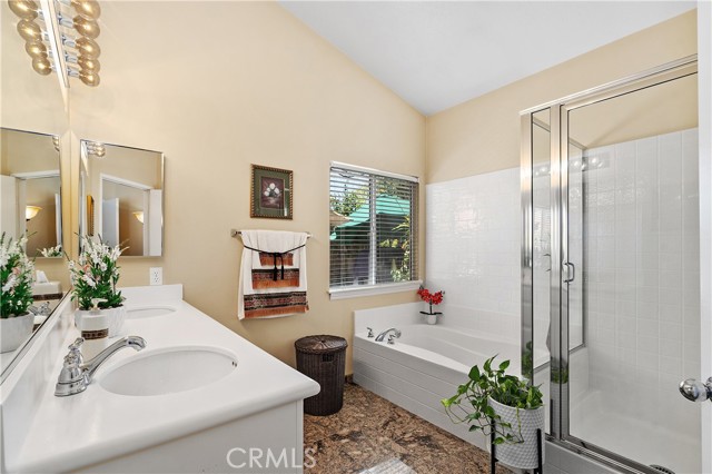 22701 Hannah Court, Corona CA: https://media.crmls.org/medias/a9386058-74c4-48f4-ac0f-278c11085940.jpg