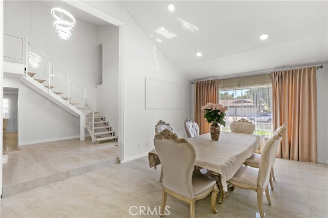 Detail Gallery Image 19 of 72 For 9915 Nevada Ave, Chatsworth,  CA 91311 - 5 Beds | 4 Baths
