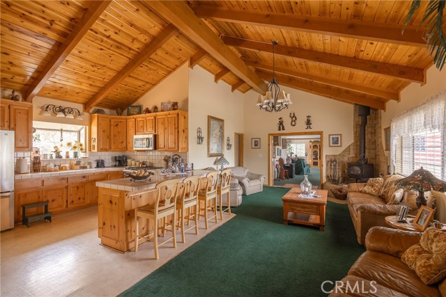 Detail Gallery Image 14 of 45 For 2196 Mariposa Ln, Big Bear City,  CA 92314 - 4 Beds | 2/1 Baths