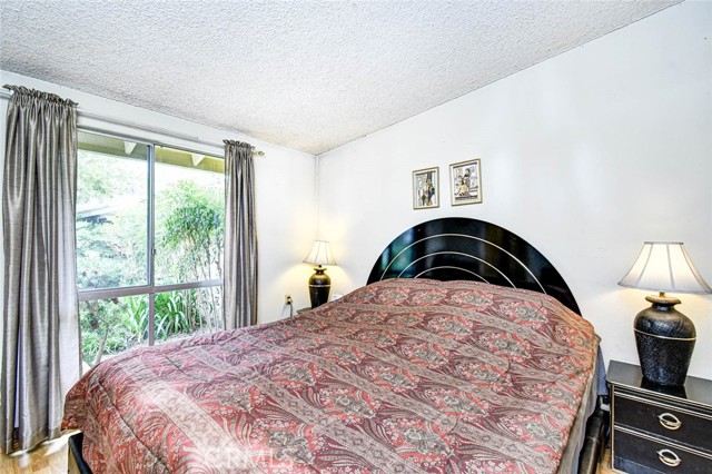 Detail Gallery Image 16 of 37 For 147 Ave Majorca #B,  Laguna Woods,  CA 92637 - 2 Beds | 1/1 Baths