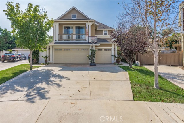 18783 Ashford Ln, Huntington Beach, CA 92648