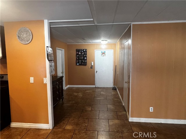 Detail Gallery Image 6 of 22 For 1045 Azusa Ave #230,  Covina,  CA 91722 - 3 Beds | 2 Baths