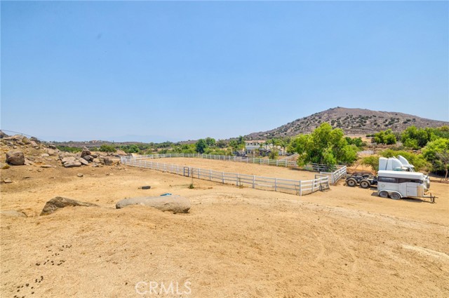 21551 Via Liago, Perris CA: https://media.crmls.org/medias/a93ad36d-cbc4-4085-9cbf-21a77f9624cc.jpg