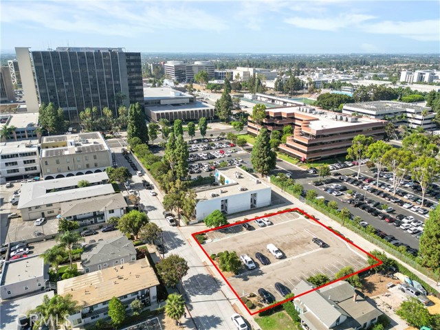 Detail Gallery Image 2 of 17 For 830 & 836 N Patron St, Santa Ana,  CA 92701 - – Beds | – Baths