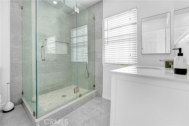 Detail Gallery Image 24 of 29 For 18216 Hartland St, Reseda,  CA 91335 - – Beds | – Baths