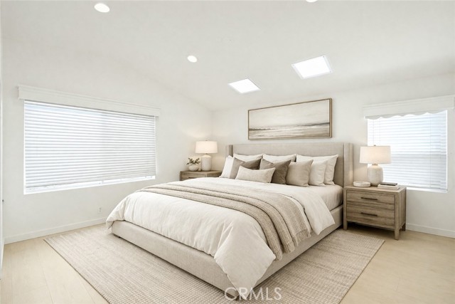 Detail Gallery Image 7 of 17 For 35 Deerborn, Aliso Viejo,  CA 92656 - 4 Beds | 2/1 Baths