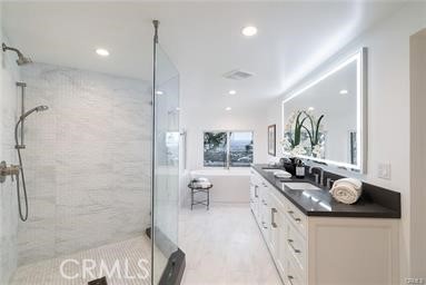 Detail Gallery Image 12 of 23 For 49 Headland Dr, Rancho Palos Verdes,  CA 90275 - 3 Beds | 4 Baths