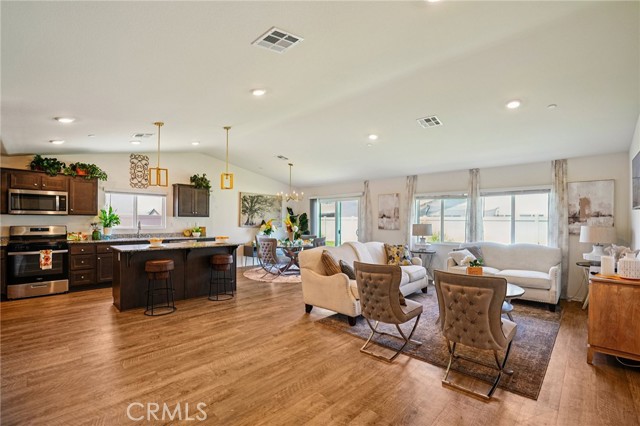 873 Canopy Lane, San Jacinto CA: https://media.crmls.org/medias/a93d392c-167a-45eb-b4e6-94f807ad0fef.jpg