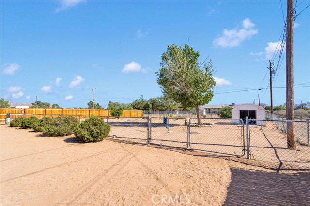 Detail Gallery Image 30 of 37 For 21909 Cherokee Ave, Apple Valley,  CA 92307 - 3 Beds | 2 Baths