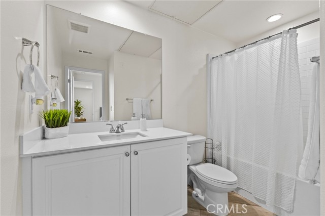 Detail Gallery Image 12 of 49 For 30342 Singer Lane, Menifee,  CA 92584 - 5 Beds | 3/1 Baths
