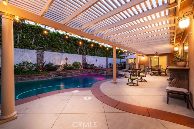 11571 Harrisburg, Rossmoor CA: https://media.crmls.org/medias/a93da208-aede-4bae-a676-5e05185755e6.jpg