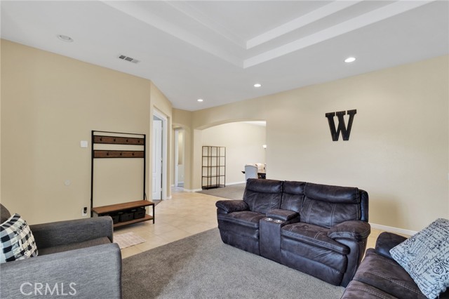 Detail Gallery Image 10 of 75 For 12389 Winesap, Apple Valley,  CA 92308 - 5 Beds | 2/1 Baths