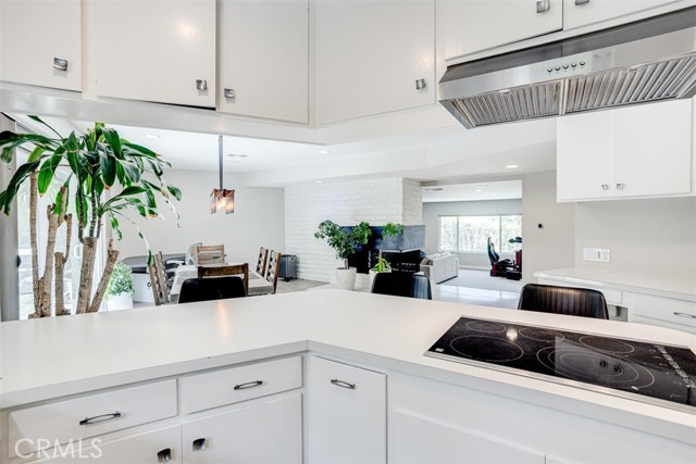 Detail Gallery Image 16 of 43 For 10034 La Canada Way, Shadow Hills,  CA 91040 - 2 Beds | 2 Baths