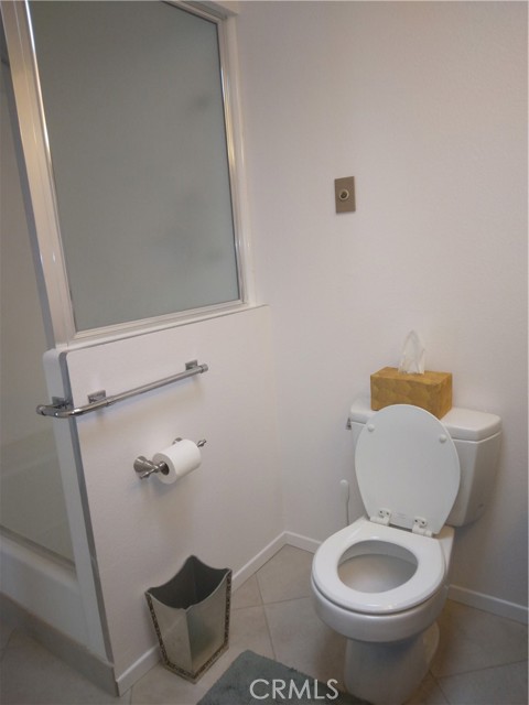 1563 Monterey Rd 23A M-2, Seal Beach CA: https://media.crmls.org/medias/a93e09c6-ea01-4e22-adba-06bbe6fd3887.jpg