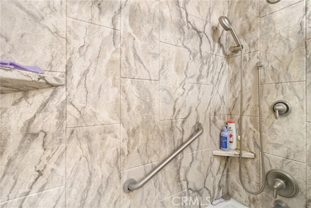 Detail Gallery Image 23 of 42 For 27945 Sycamore Creek, Valencia,  CA 91354 - 4 Beds | 2 Baths