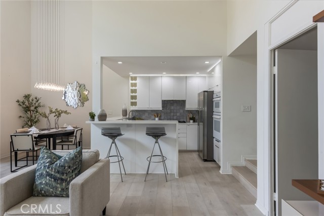 Detail Gallery Image 6 of 33 For 1007 S Catalina Ave #109,  Redondo Beach,  CA 90277 - 2 Beds | 2 Baths