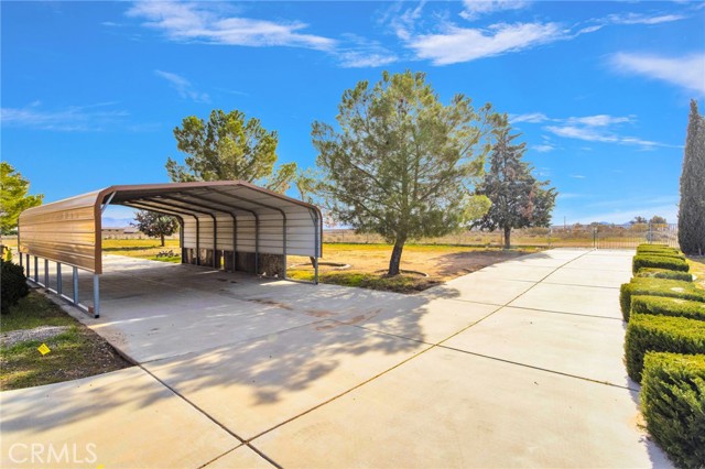 Detail Gallery Image 12 of 26 For 7845 Fuente Rd, Oak Hills,  CA 92344 - 4 Beds | 3 Baths