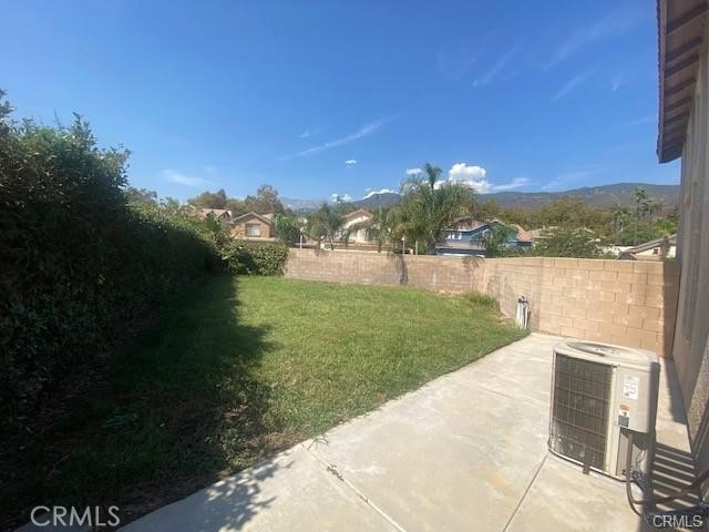 4995 St Albert Drive, Fontana CA: https://media.crmls.org/medias/a93eb973-6bfd-4a98-8fbe-1e9a8bfd731f.jpg