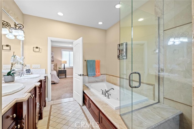 Detail Gallery Image 24 of 38 For 419 Anita St a,  Redondo Beach,  CA 90278 - 4 Beds | 3/1 Baths