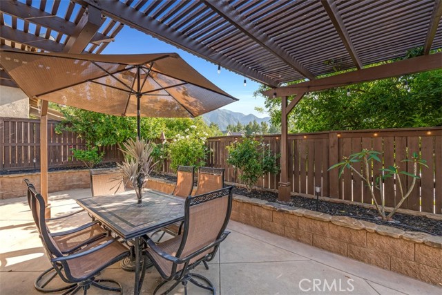 25019 Coral Canyon Road, Corona CA: https://media.crmls.org/medias/a93ed3f9-8f22-4772-be1c-6af183d46455.jpg