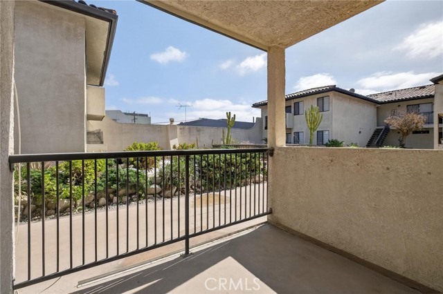 Detail Gallery Image 22 of 33 For 1715 259th Street #4,  Lomita,  CA 90717 - 2 Beds | 1 Baths