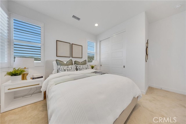 Detail Gallery Image 39 of 72 For 251 Tank, Irvine,  CA 92618 - 4 Beds | 3/1 Baths