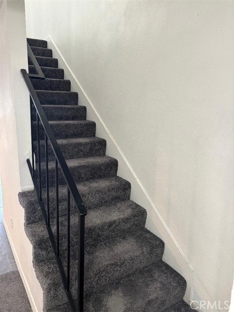 Detail Gallery Image 4 of 11 For 25180 5th St, San Bernardino,  CA 92410 - 3 Beds | 2/1 Baths
