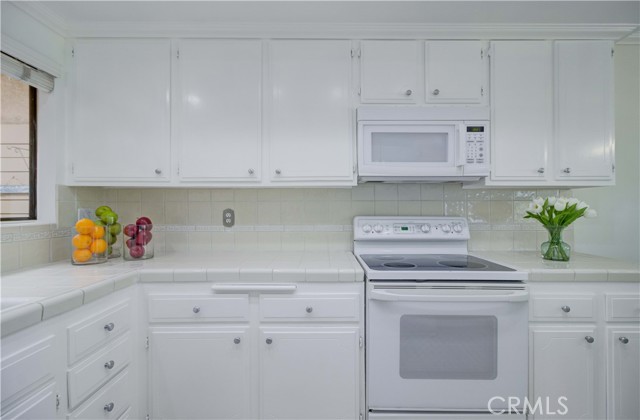 Detail Gallery Image 19 of 56 For 3123 via Serena #Q,  Laguna Woods,  CA 92637 - 2 Beds | 2 Baths