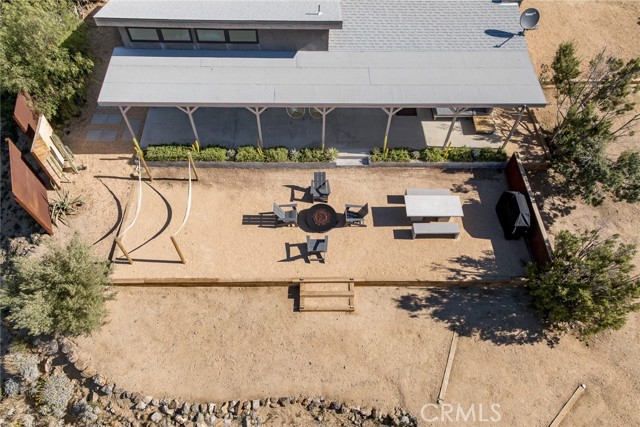 48575 Paradise Avenue, Morongo Valley CA: https://media.crmls.org/medias/a93fcddb-cb6e-4c79-af56-c1d9a991adec.jpg