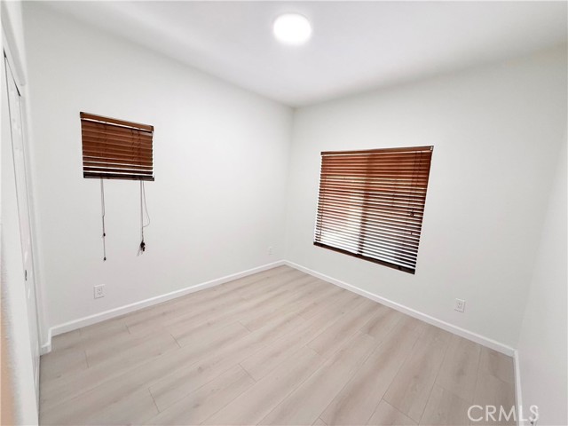 Detail Gallery Image 10 of 26 For 1315 Castledale St, Riverside,  CA 92501 - 5 Beds | 3 Baths