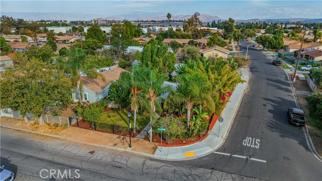 Detail Gallery Image 3 of 74 For 6580 Lake, Riverside,  CA 92503 - 3 Beds | 2 Baths