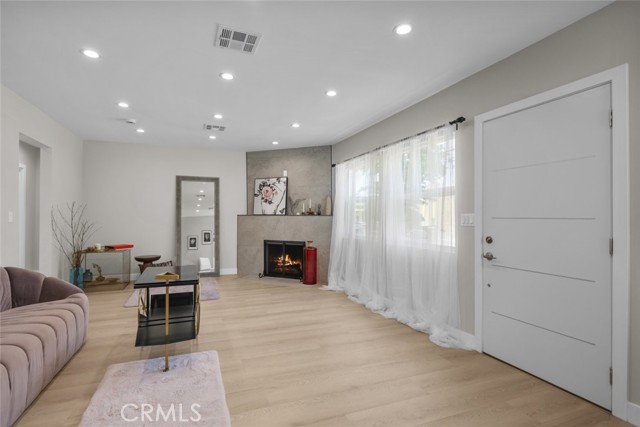 Detail Gallery Image 31 of 41 For 6820 Jellico Ave, Van Nuys,  CA 91406 - 3 Beds | 2 Baths