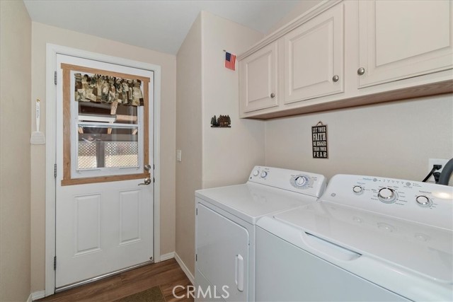 391 Montclair Dr, Big Bear City CA: https://media.crmls.org/medias/a94178d9-2a49-4a3b-a267-054fca42ef7a.jpg