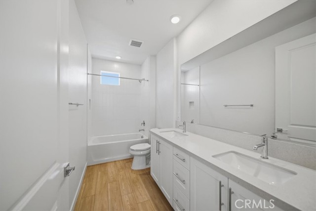 Detail Gallery Image 20 of 32 For 4862 Arroyo Run, Moorpark,  CA 93021 - 3 Beds | 2/1 Baths