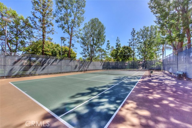 Detail Gallery Image 29 of 32 For 120 Gallery Way, Tustin,  CA 92782 - 3 Beds | 2/1 Baths