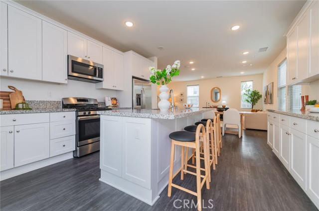 Detail Gallery Image 15 of 33 For 4836 S Monarch Pl, Ontario,  CA 91762 - 3 Beds | 3 Baths