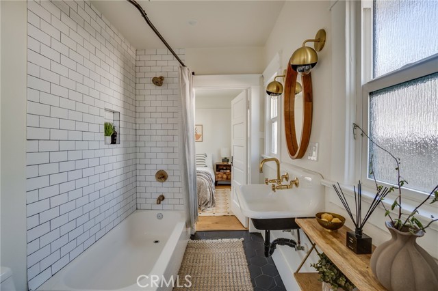 3716 & 3714 Rosemead Avenue, Los Angeles CA: https://media.crmls.org/medias/a941f6f6-54cf-41a0-a7ac-28472675da82.jpg
