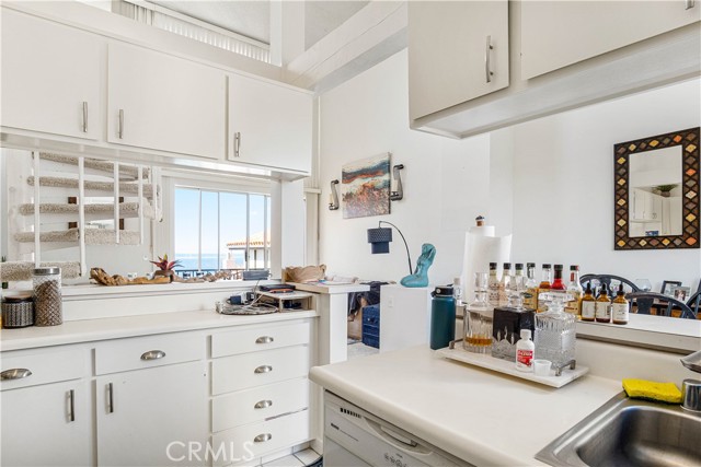 555 Esplanade, Redondo Beach, California 90277, 3 Bedrooms Bedrooms, ,3 BathroomsBathrooms,Residential,Sold,Esplanade,SB22021608