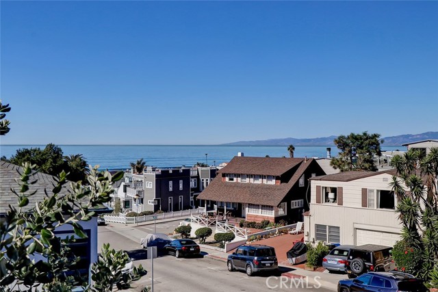 340 24th Street, Hermosa Beach, California 90254, 3 Bedrooms Bedrooms, ,3 BathroomsBathrooms,Residential,Sold,24th,SB22025950