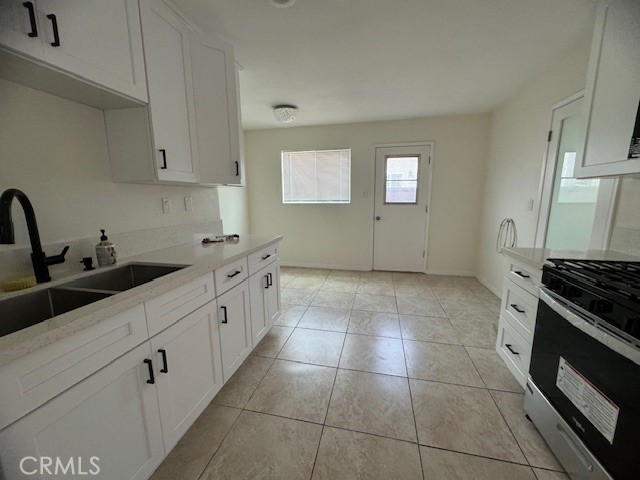 Detail Gallery Image 4 of 9 For 536 Meeker Ave, La Puente,  CA 91746 - 4 Beds | 2 Baths