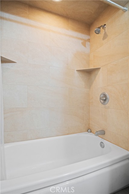 5422 Golondrina Drive, San Bernardino CA: https://media.crmls.org/medias/a942de5a-13b3-4f7e-b88f-a3c73499a52a.jpg