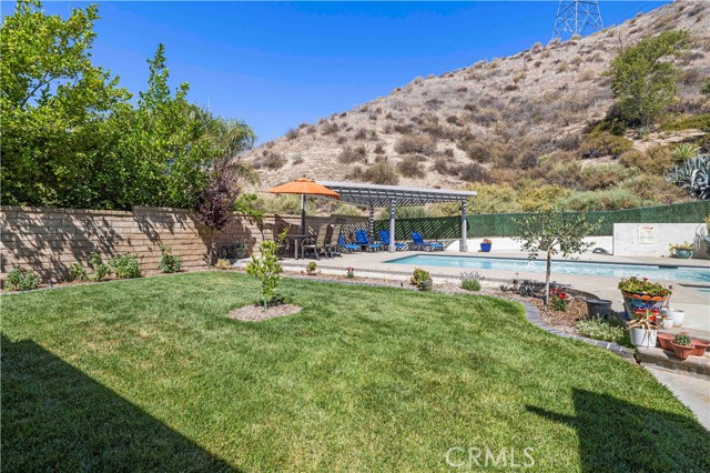 28777 Kathleen Avenue, Saugus CA: https://media.crmls.org/medias/a94462d4-22a5-4c21-b7a2-384ccd0c960d.jpg