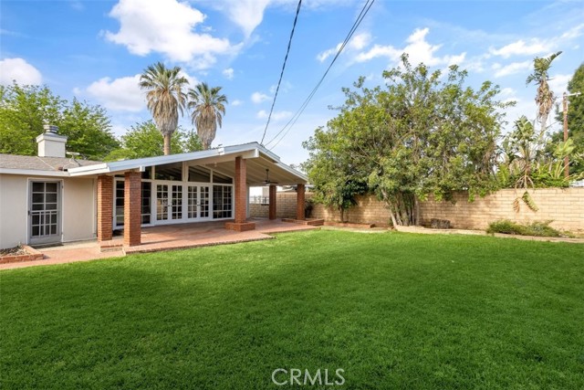 Detail Gallery Image 5 of 27 For 16427 Clymer St, Granada Hills,  CA 91344 - 5 Beds | 2 Baths