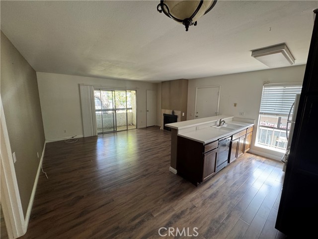 Detail Gallery Image 5 of 17 For 2859 S Fairview Unit D #D,  Santa Ana,  CA 92704 - 1 Beds | 1 Baths